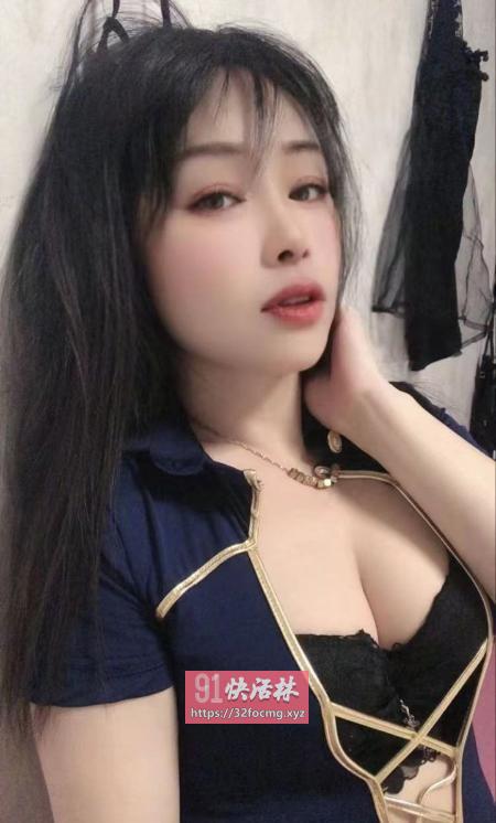 风韵大奶御姐制服诱惑