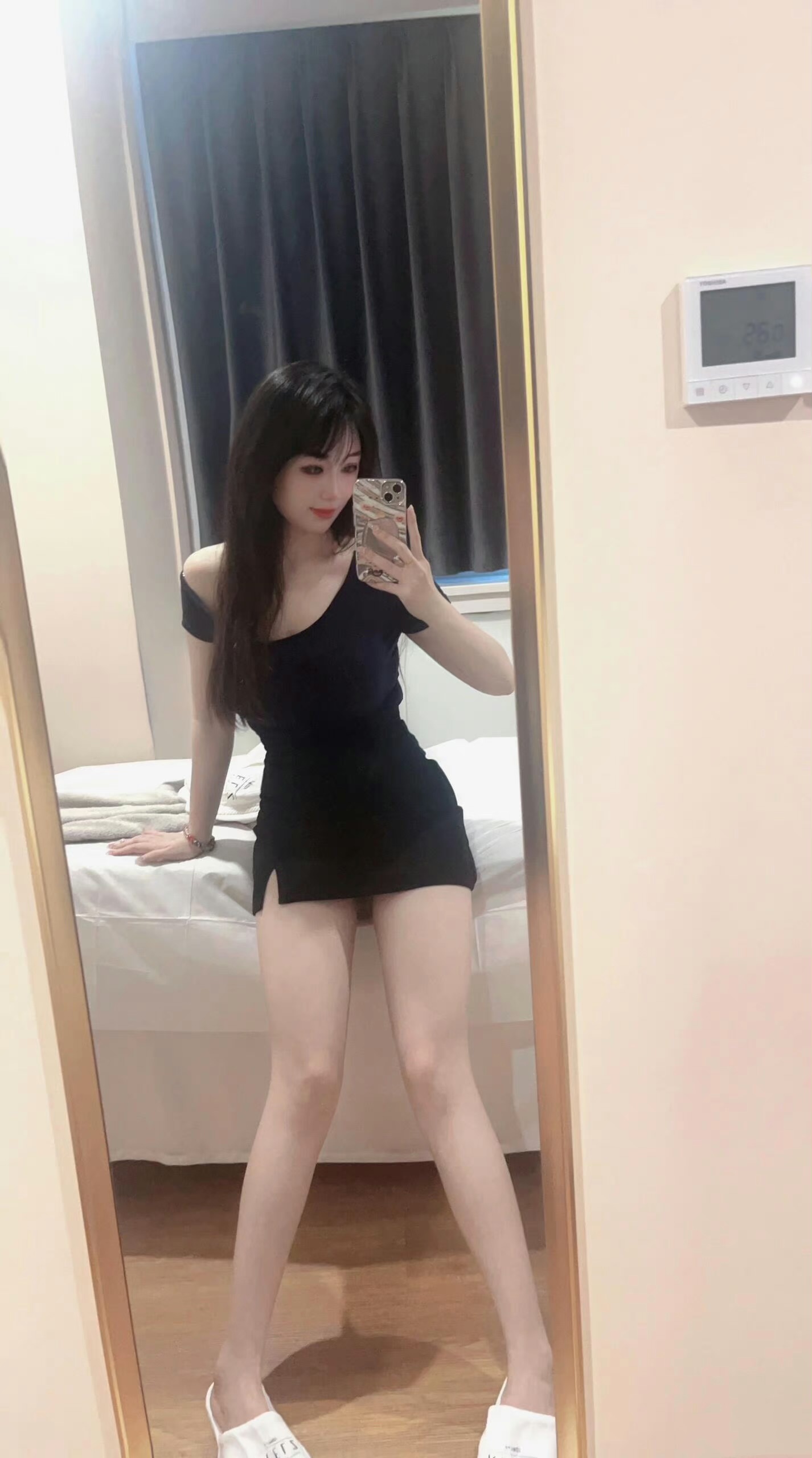 高质量丰满白嫩辣妹