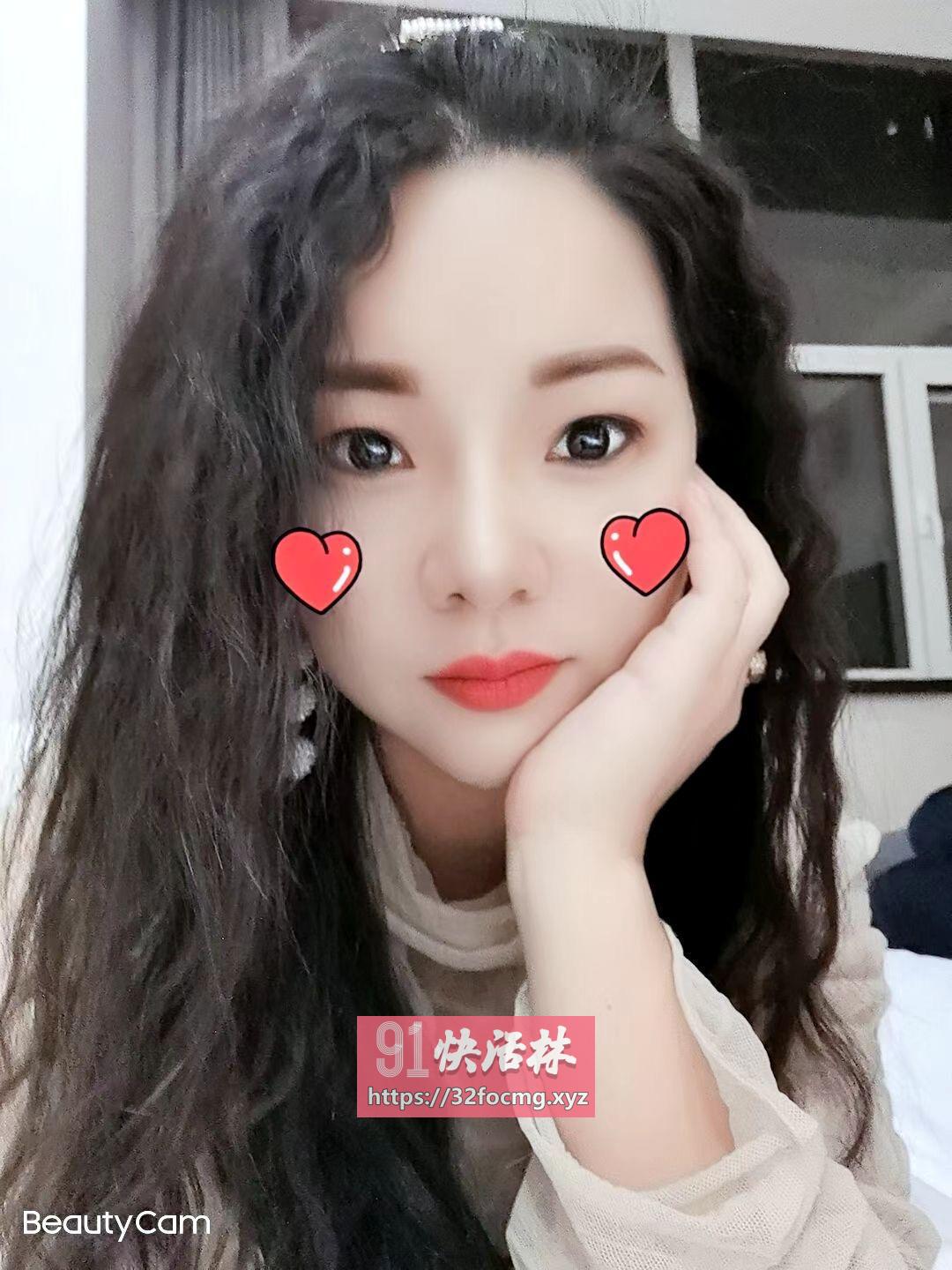 身材不错的泻火熟女