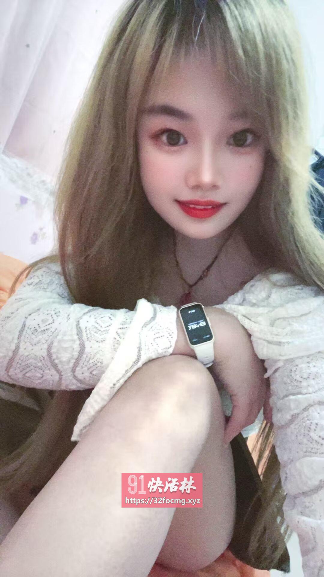 老师舌头柔软口活一流很会调情