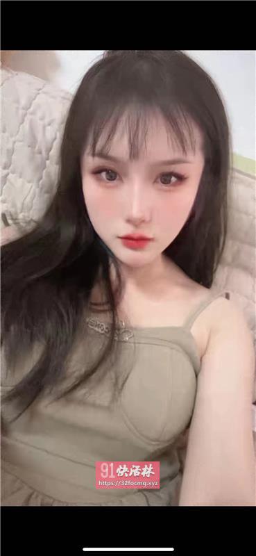 长腿爆乳妹