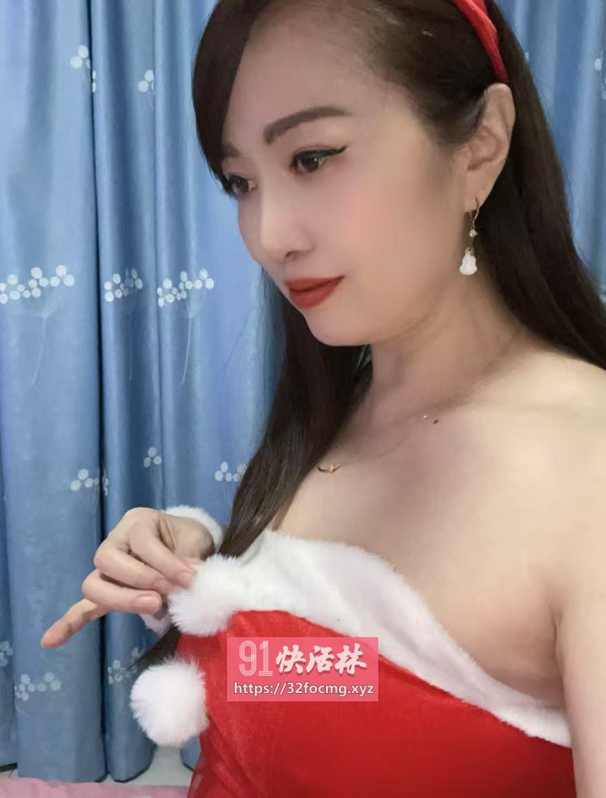 拱墅黑丝诱惑熟女小雨