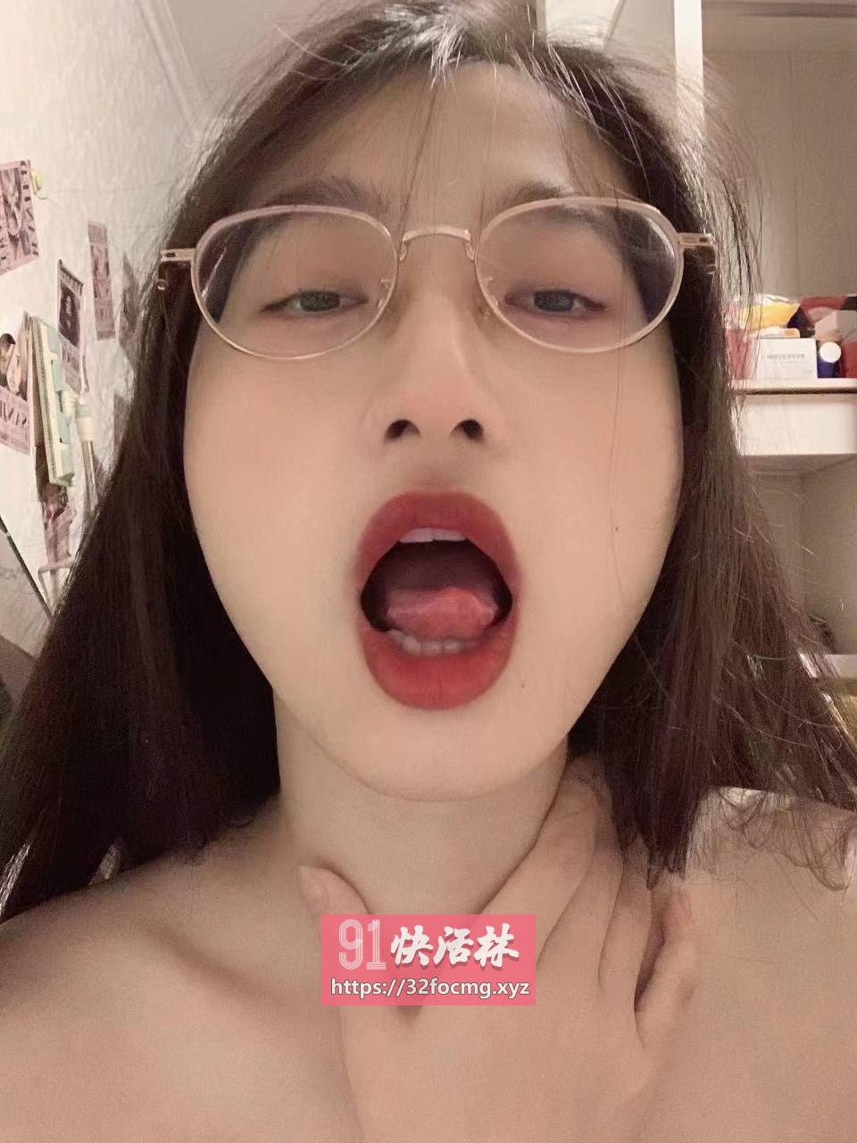 深圳市区性感b紧小骚货