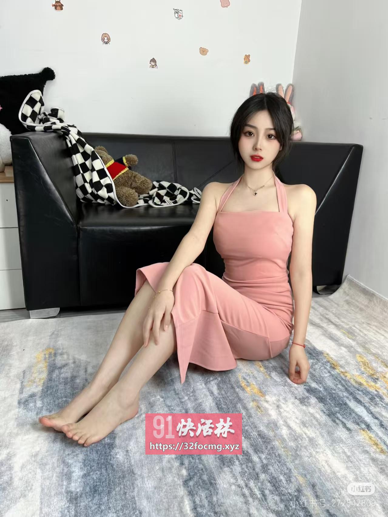 热情似火的蜜桃臀御姐