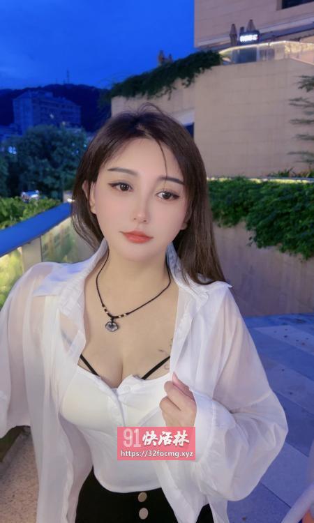 极品美女粉嫩逼紧