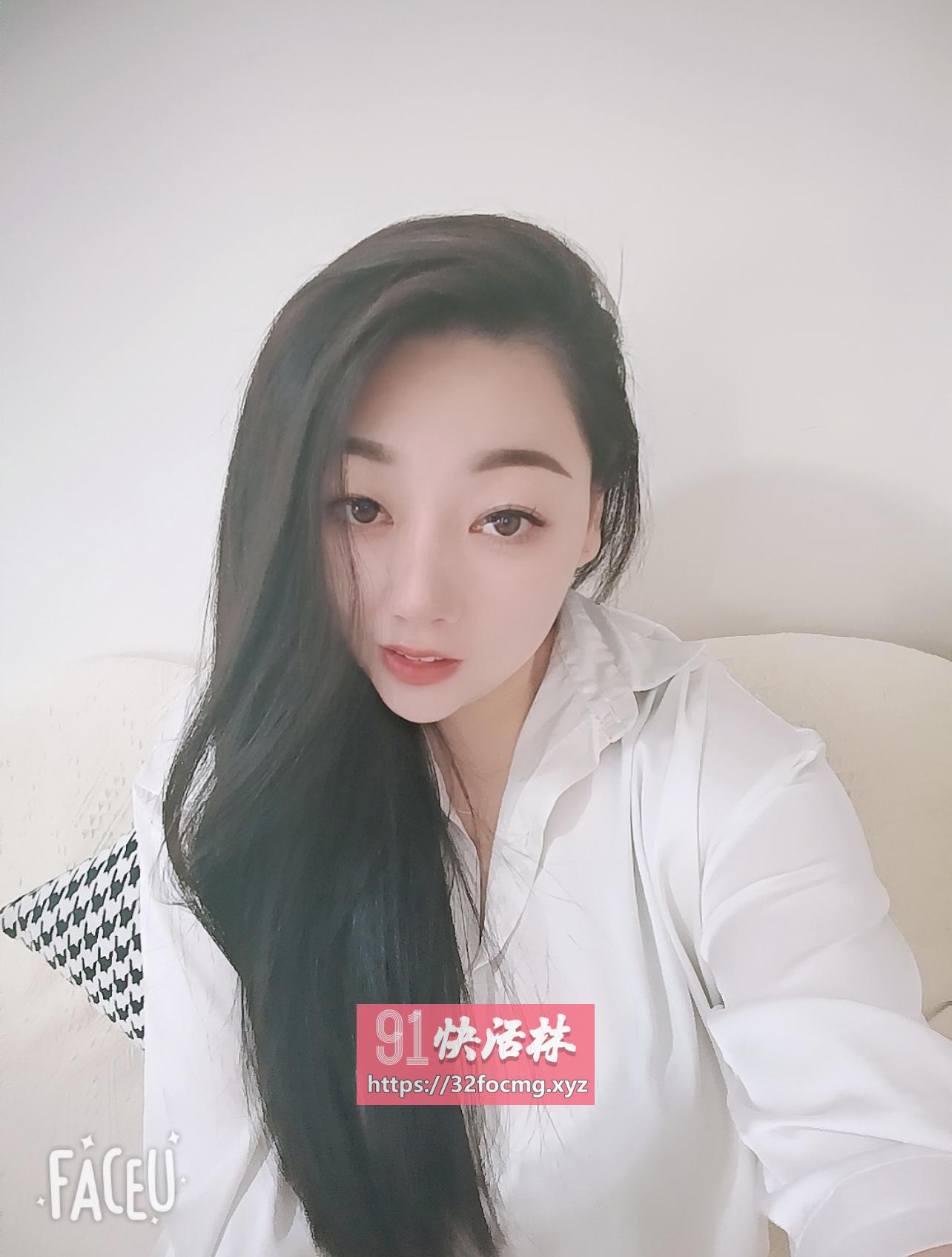 38G巨乳少妇