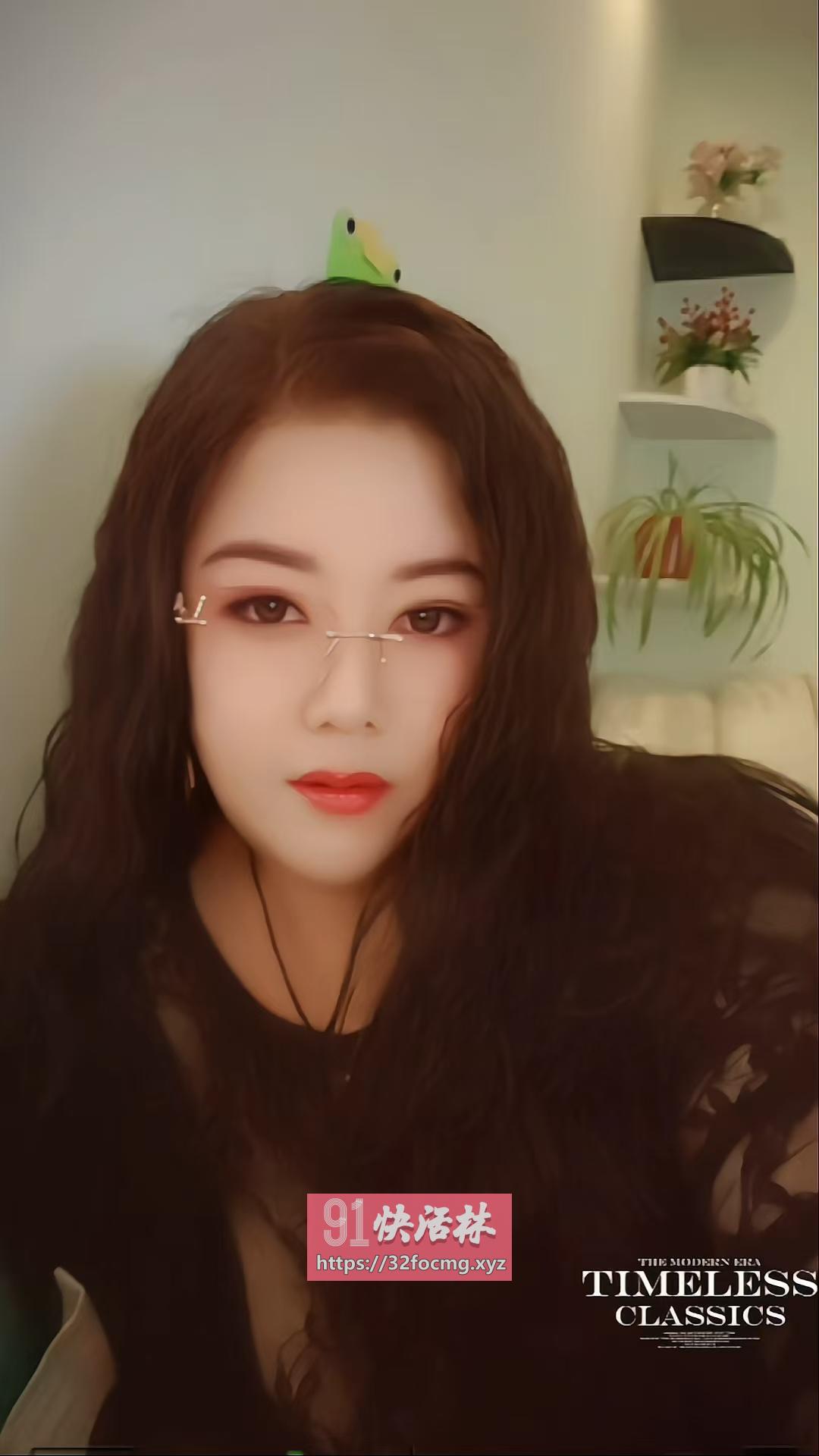 巨乳肥臀喷潮熟女
