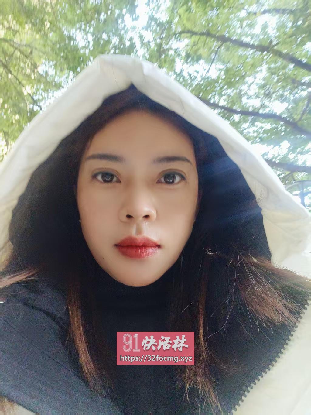 丁家庄迷人少妇