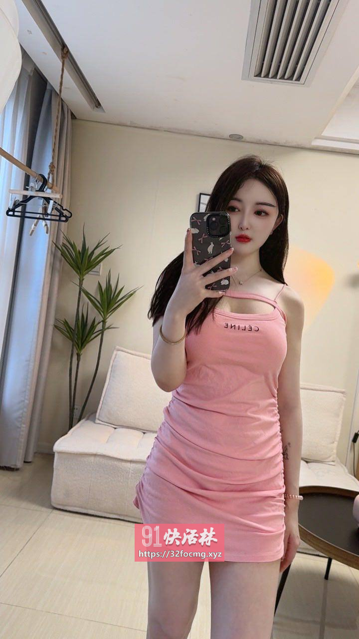赣州身材好服务好的大胸嫩妹