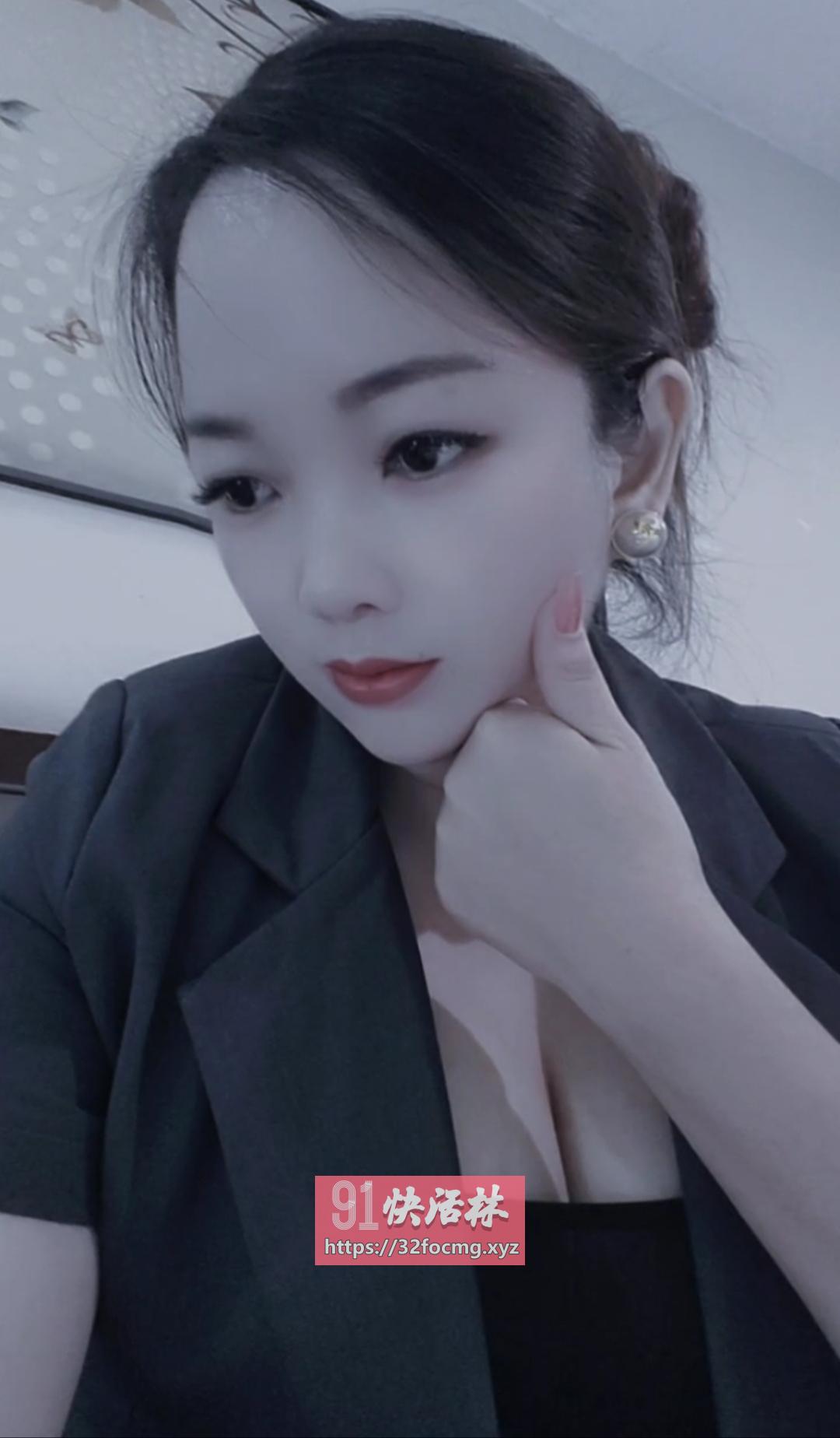建邺区性感迷人老师