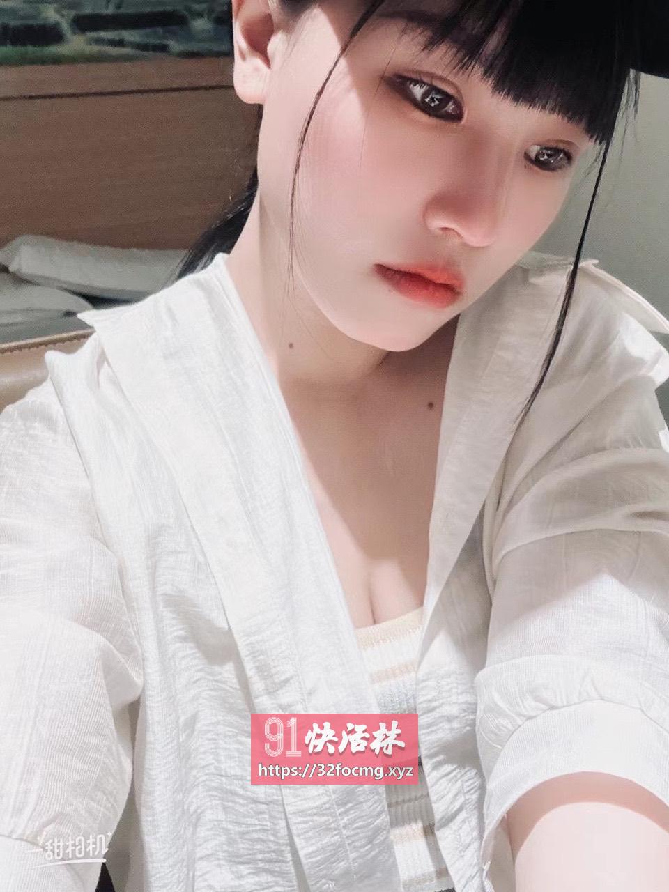 江岸塔子湖小美