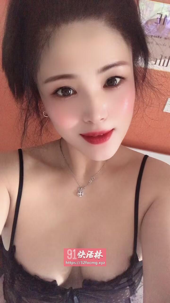 风骚小妖精身材火辣