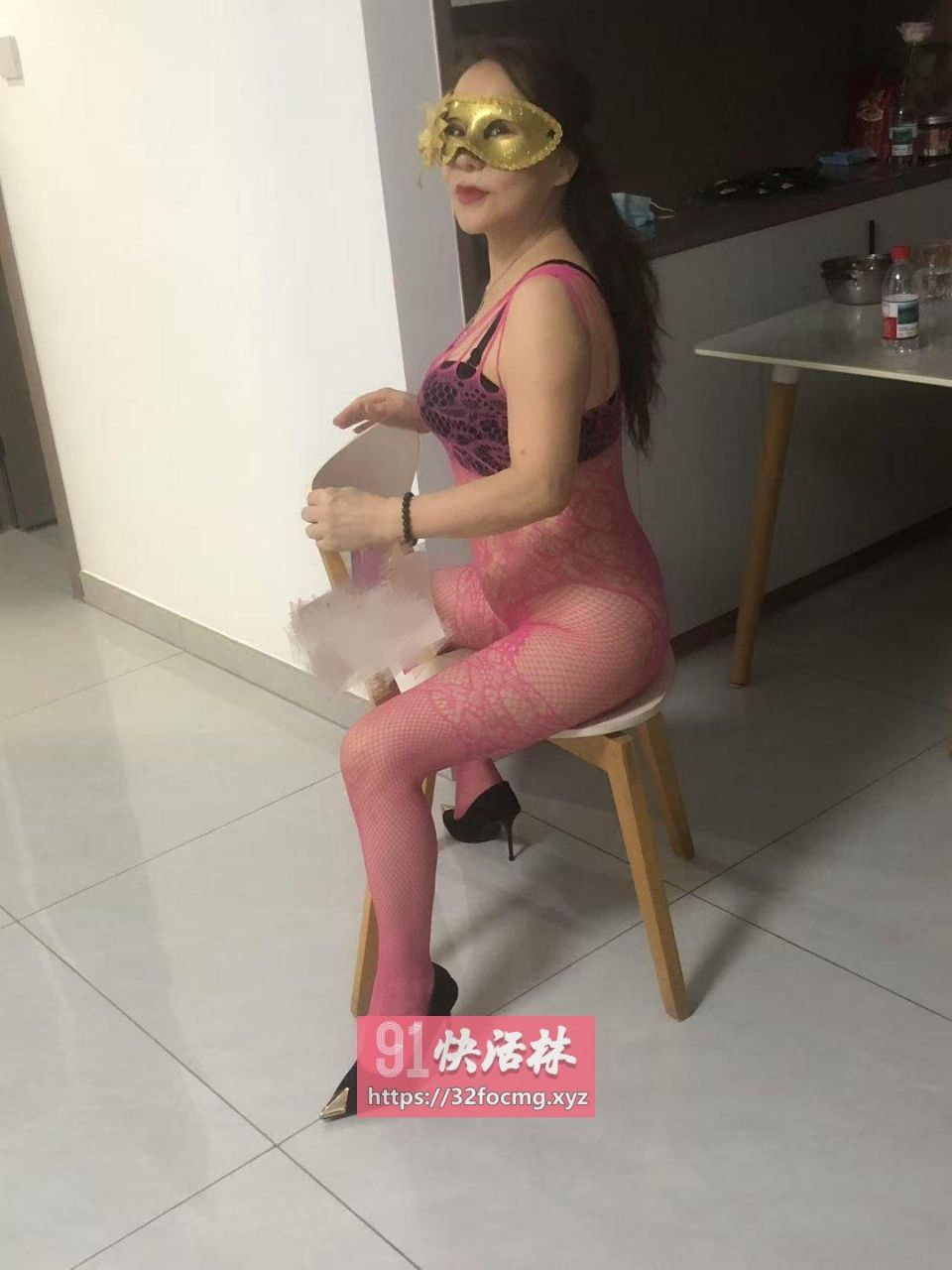 大屁股榨精熟女
