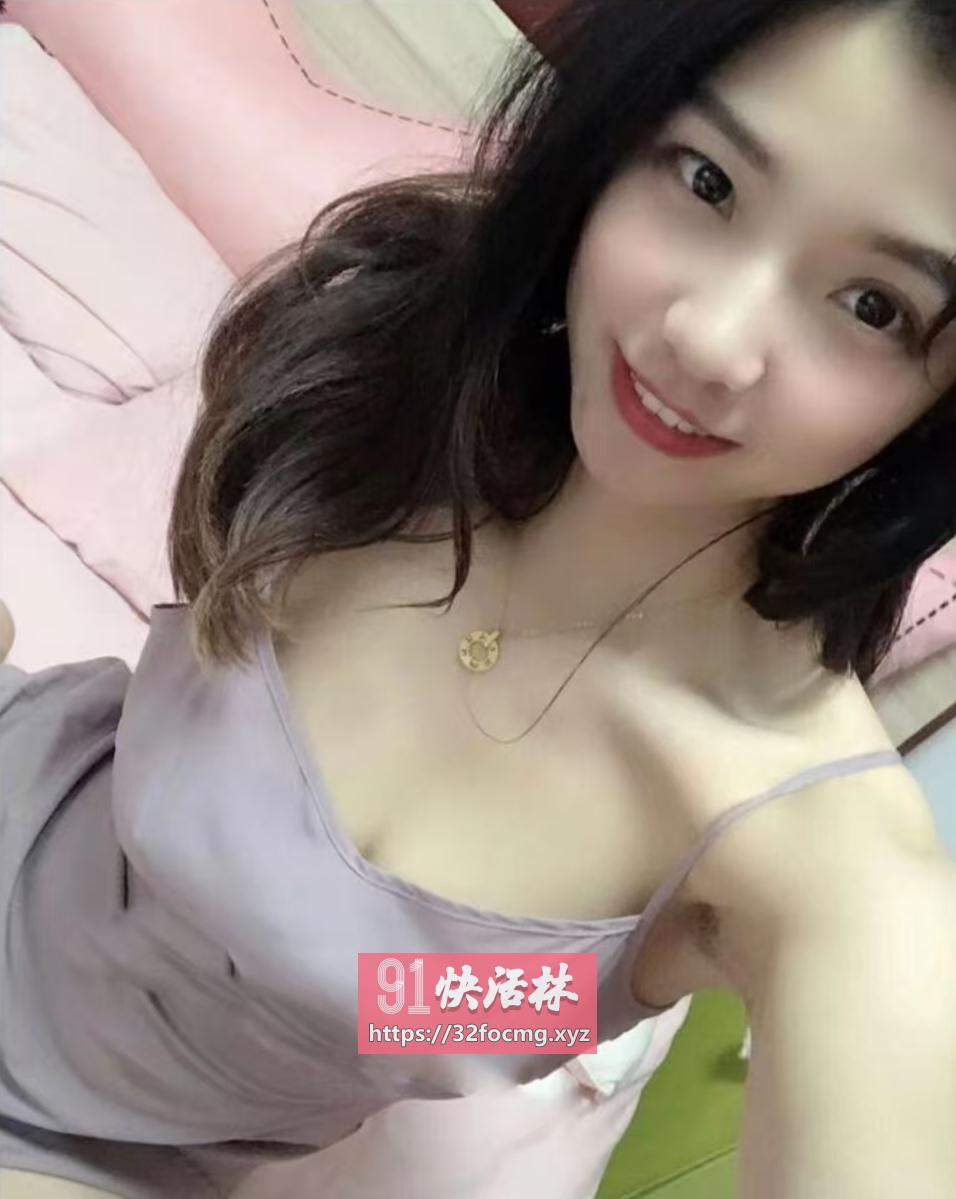 声音动听大奶小姐姐
