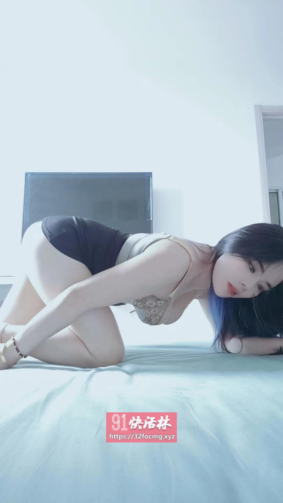 年轻小野猫会潮喷敏感体质