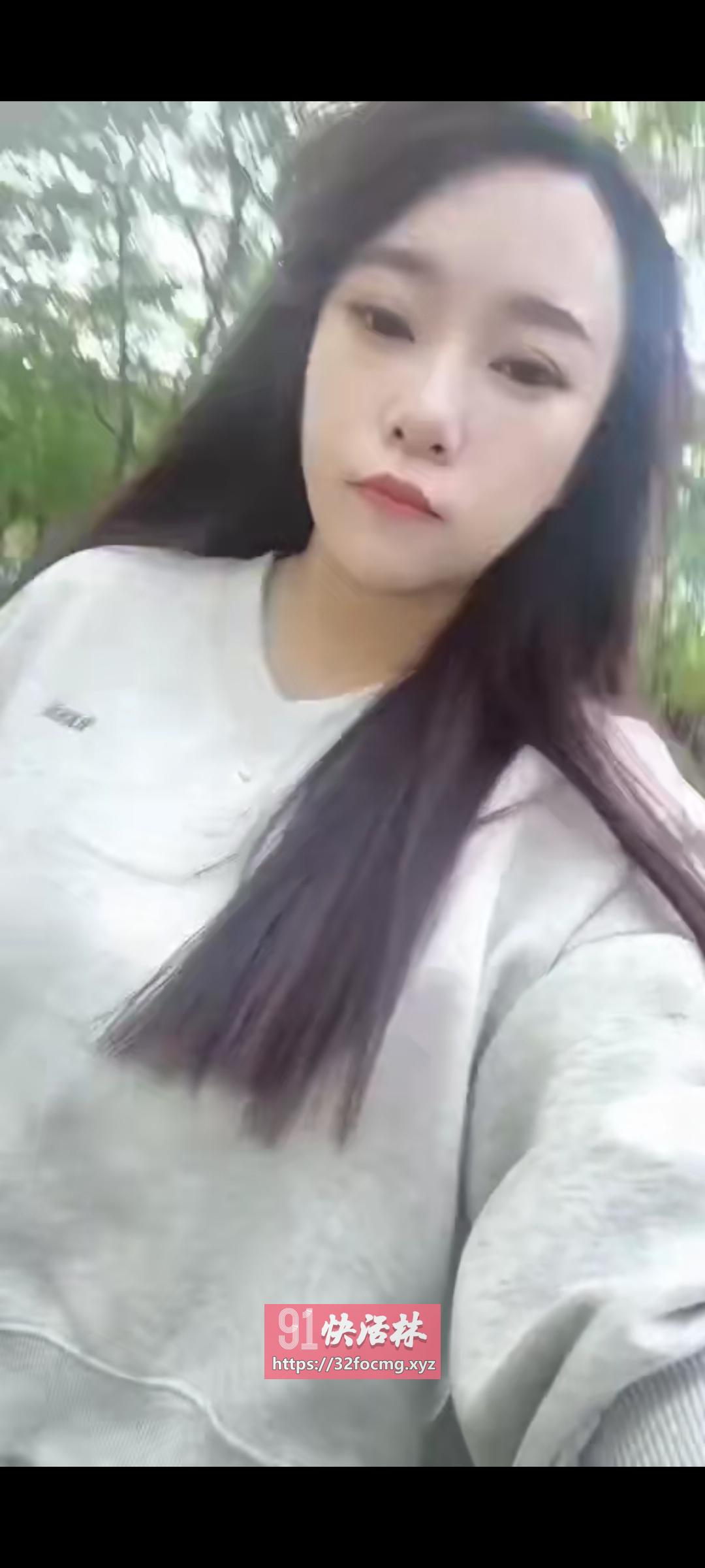 新区大润发附近少妇