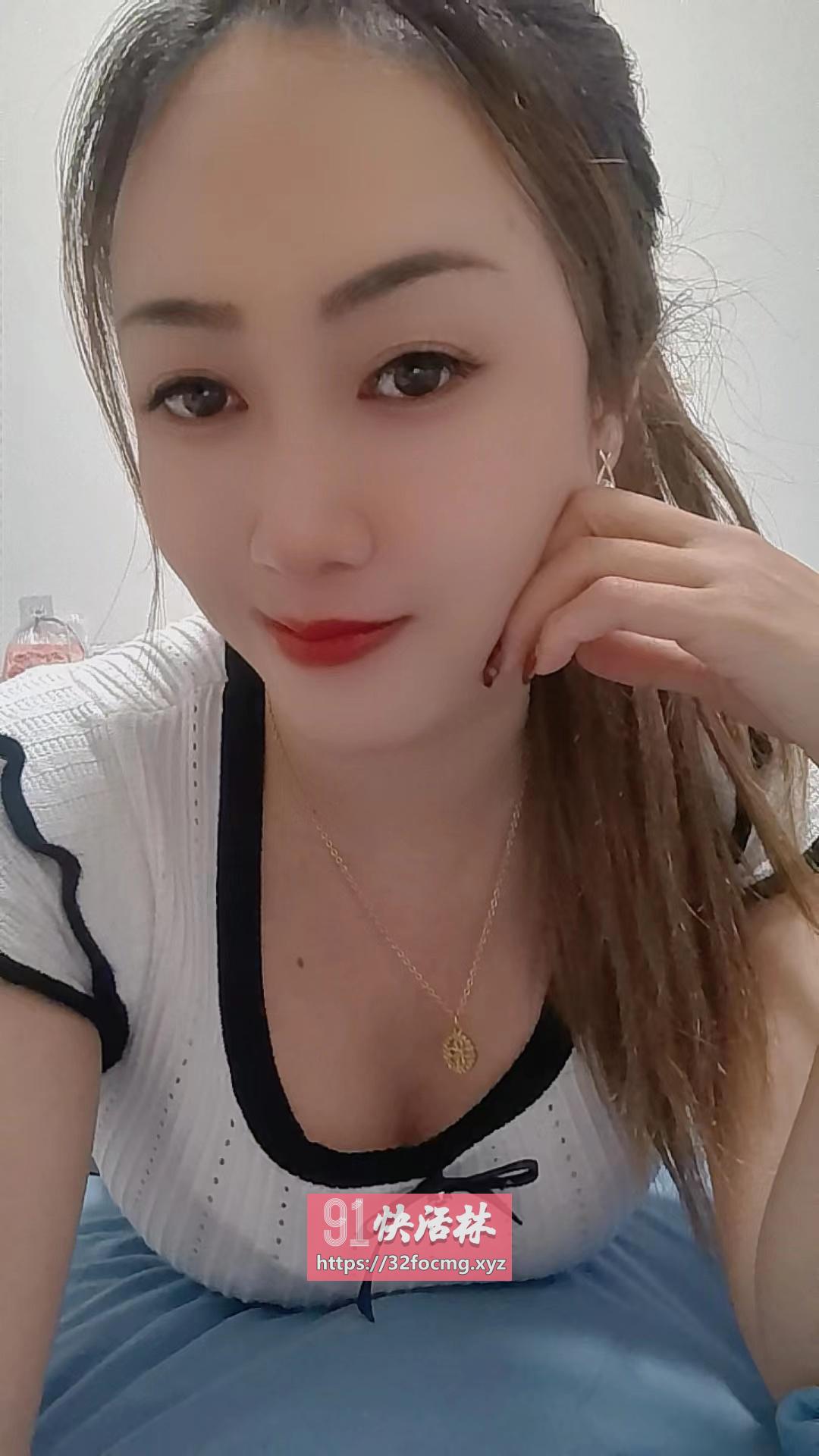D杯风骚御姐