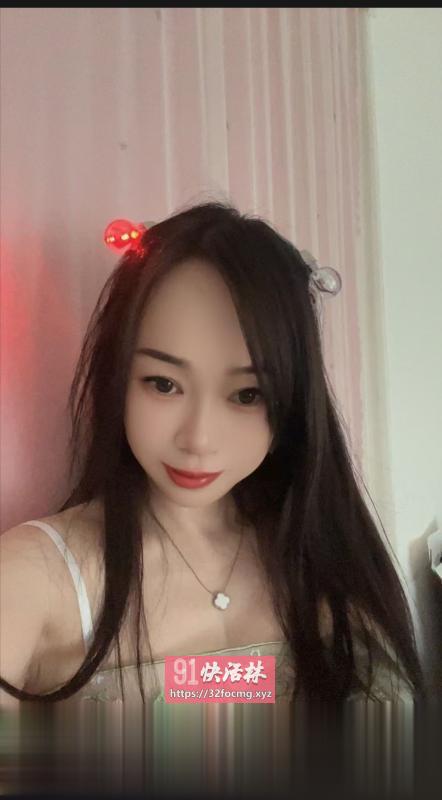 肤白巨臀洋洋