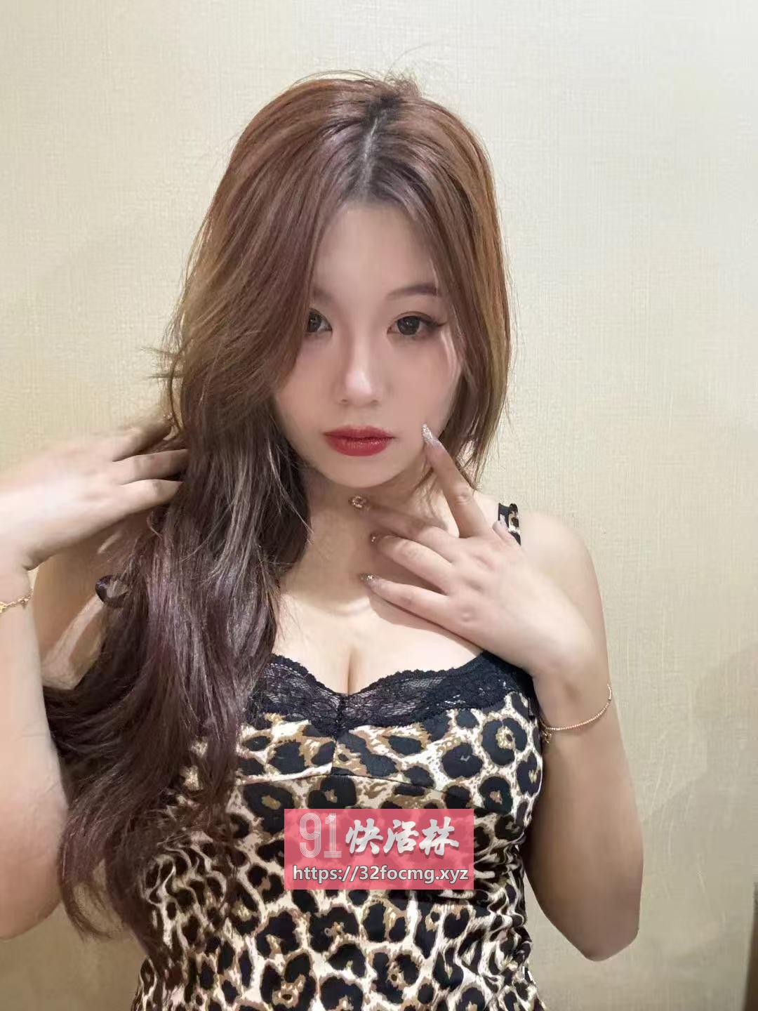 颜值大奶佳佳
