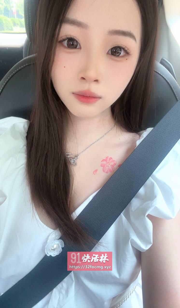 包河极品胸模小嫩妹
