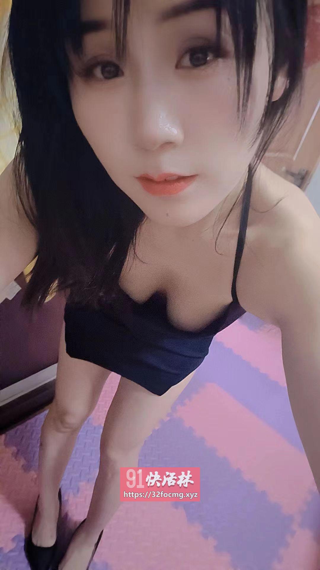 仙鹤街小少妇