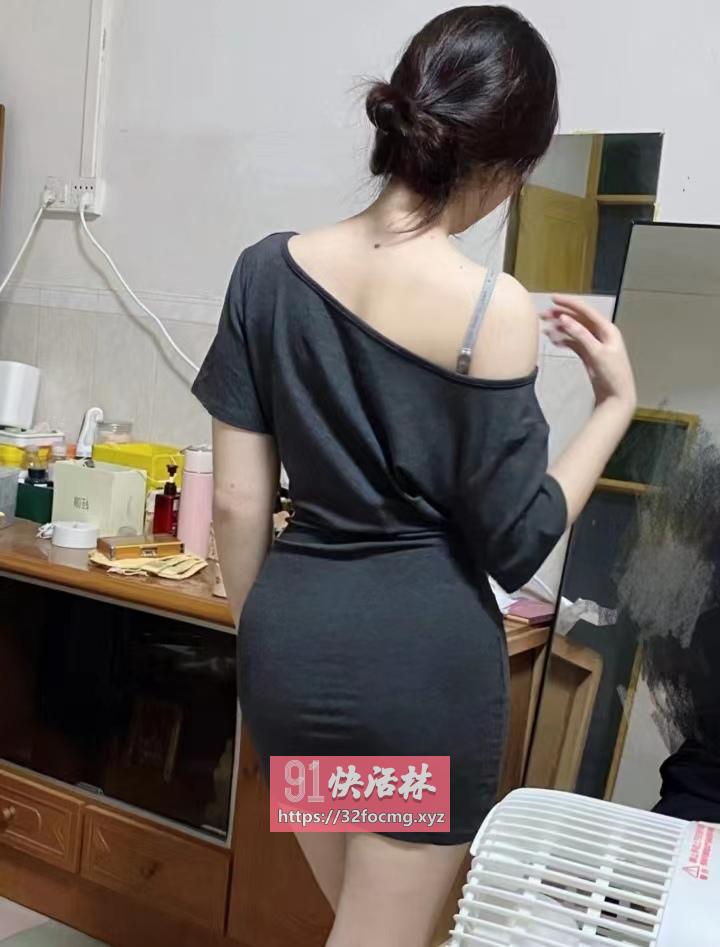 性感丰满美乳骚女