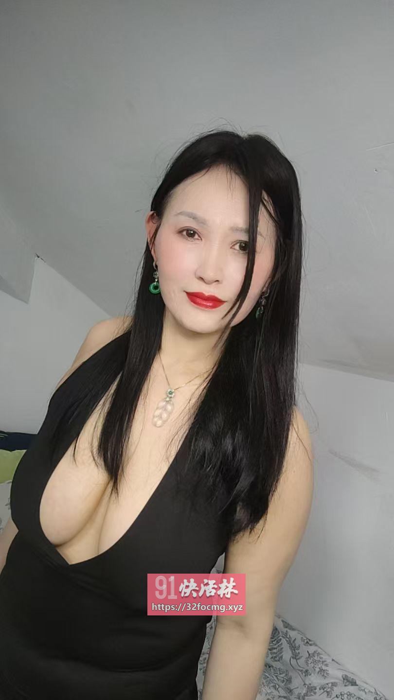 九亭镇大咪咪少妇