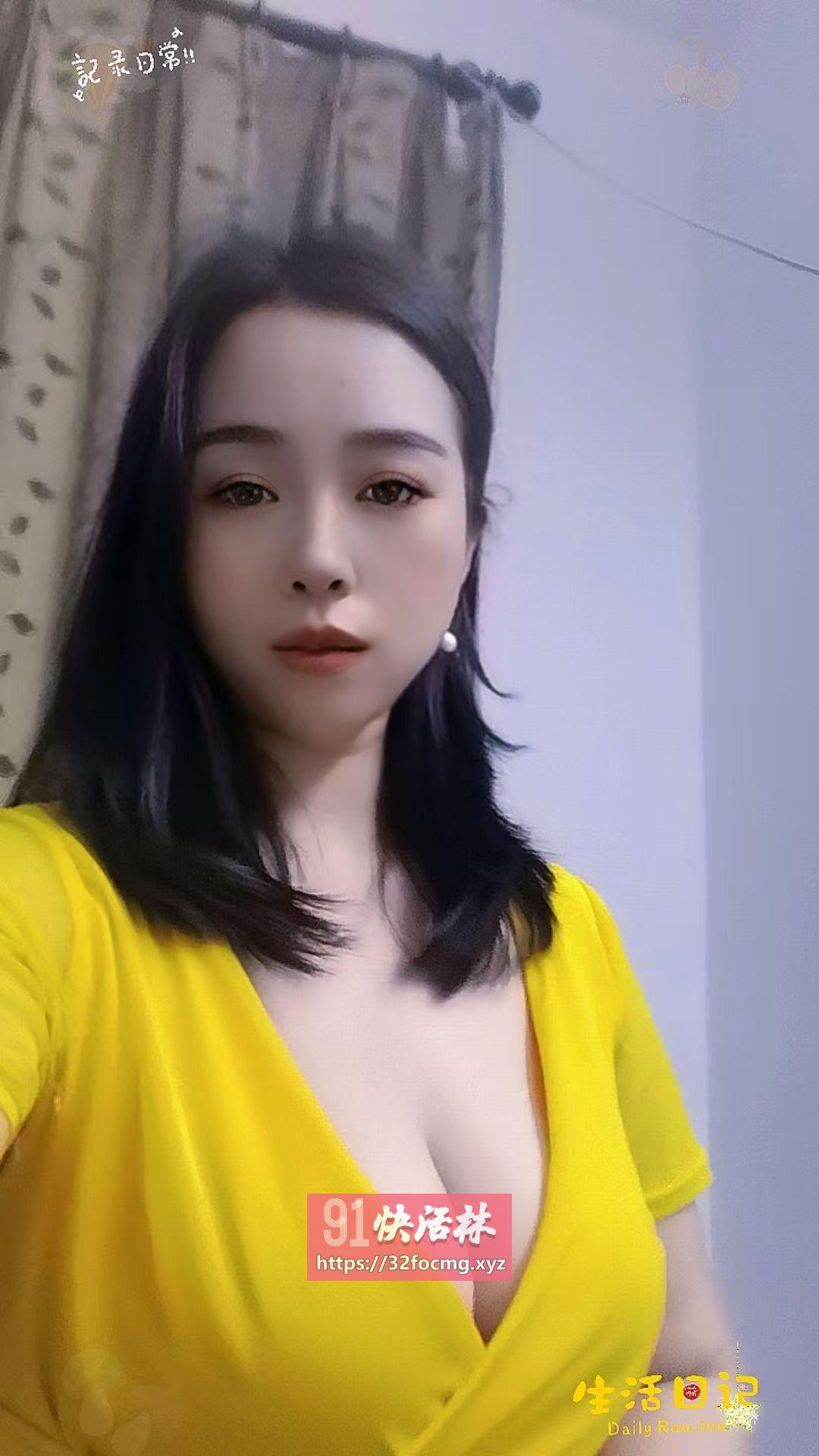 大胸颜值软妹茉莉