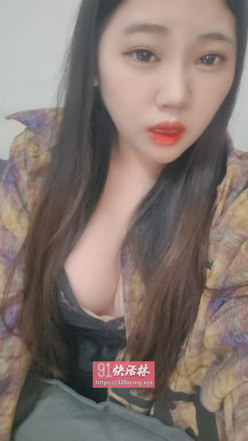大胸人妻