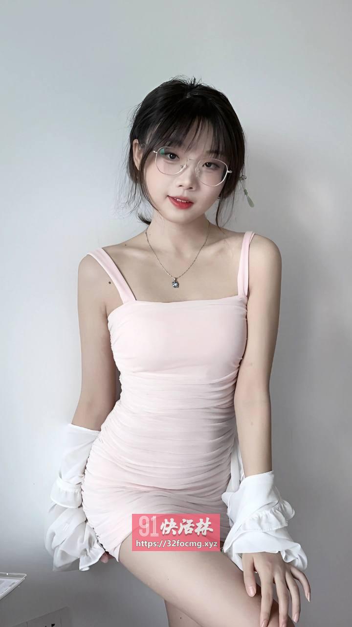 奶声奶气温柔小妹