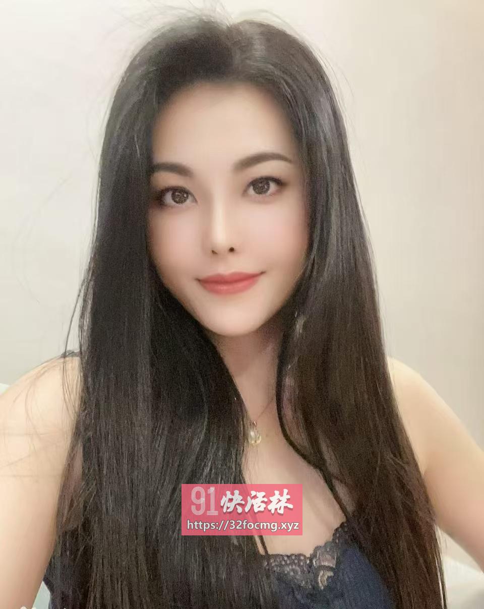 长腿骚姐姐lisa