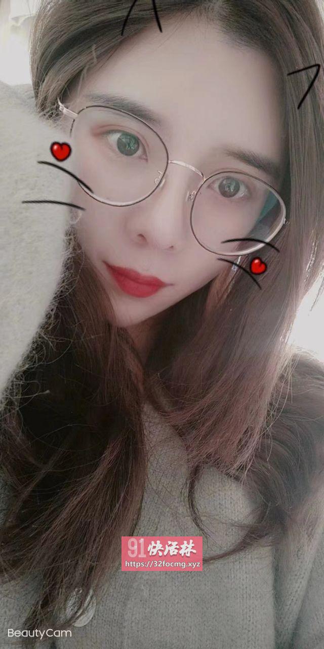 可爱妹子露露