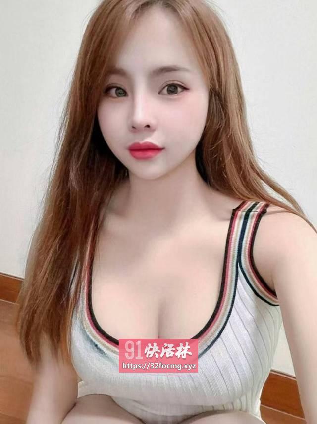 温柔大胸骚妹