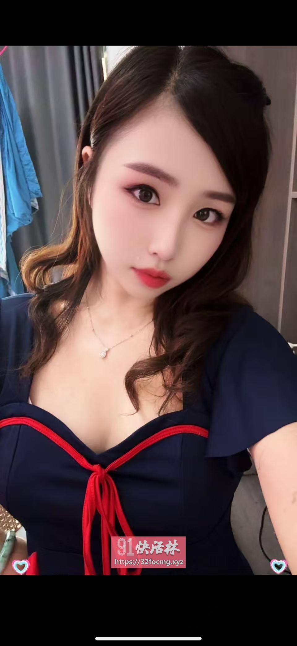 大学城的小骚货