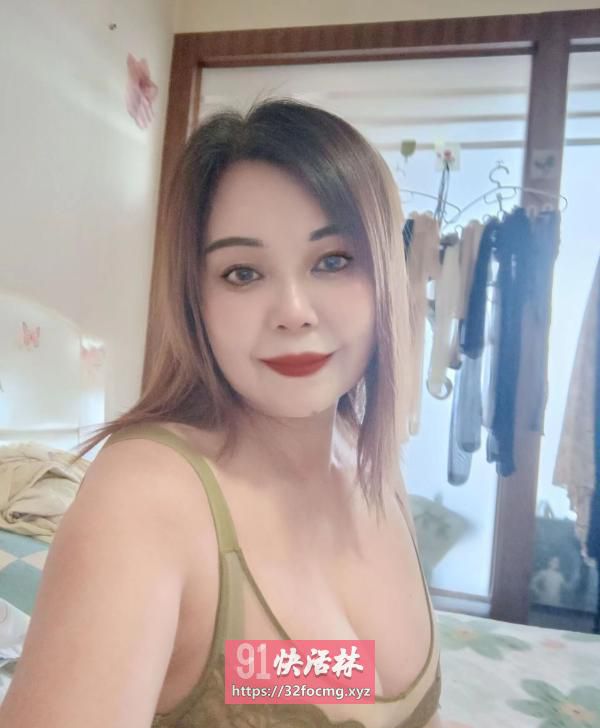 沙区风骚大胸少妇