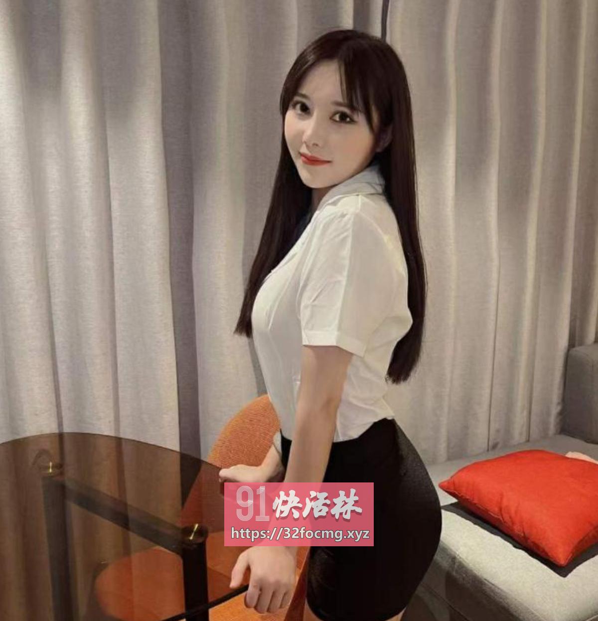 性感丰满全套服务御姐