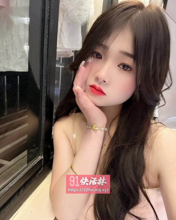 高端外围性感靓女，肾有点空（保真）