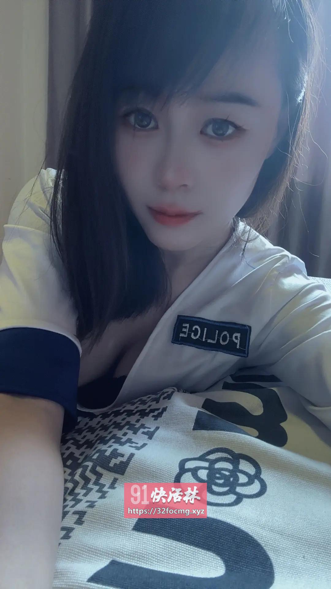风骚制服多服务好御姐