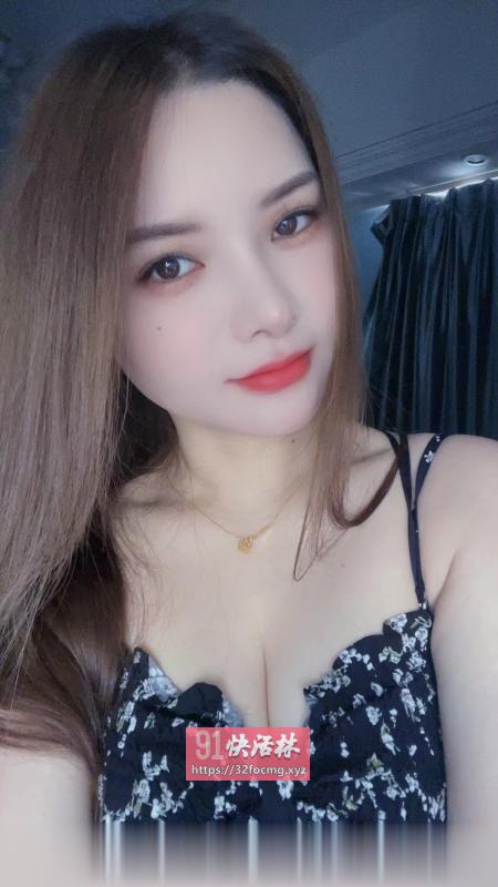 妩媚黑丝骚妹雪儿
