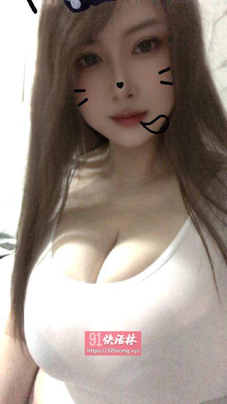 极品大奶子兼职口活天花板