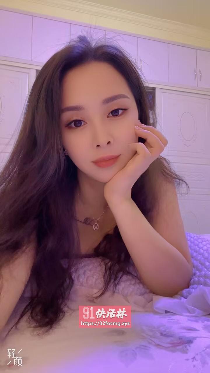 颜值气质高挑妹妹