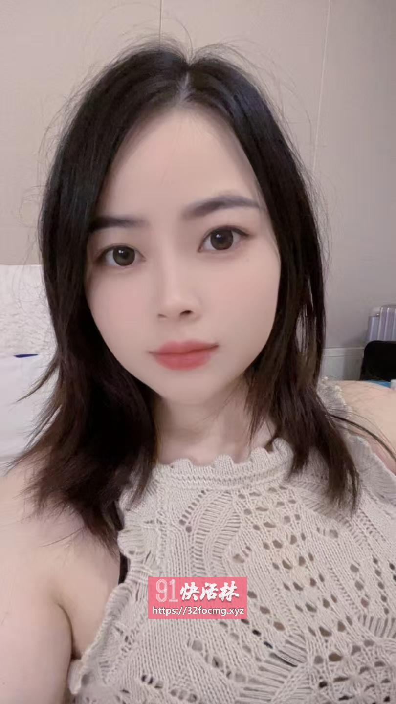 鹿城极品粉嫩骚货小姐姐