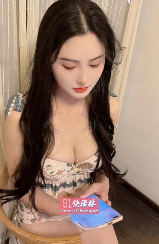 温柔水多兼职小骚妹