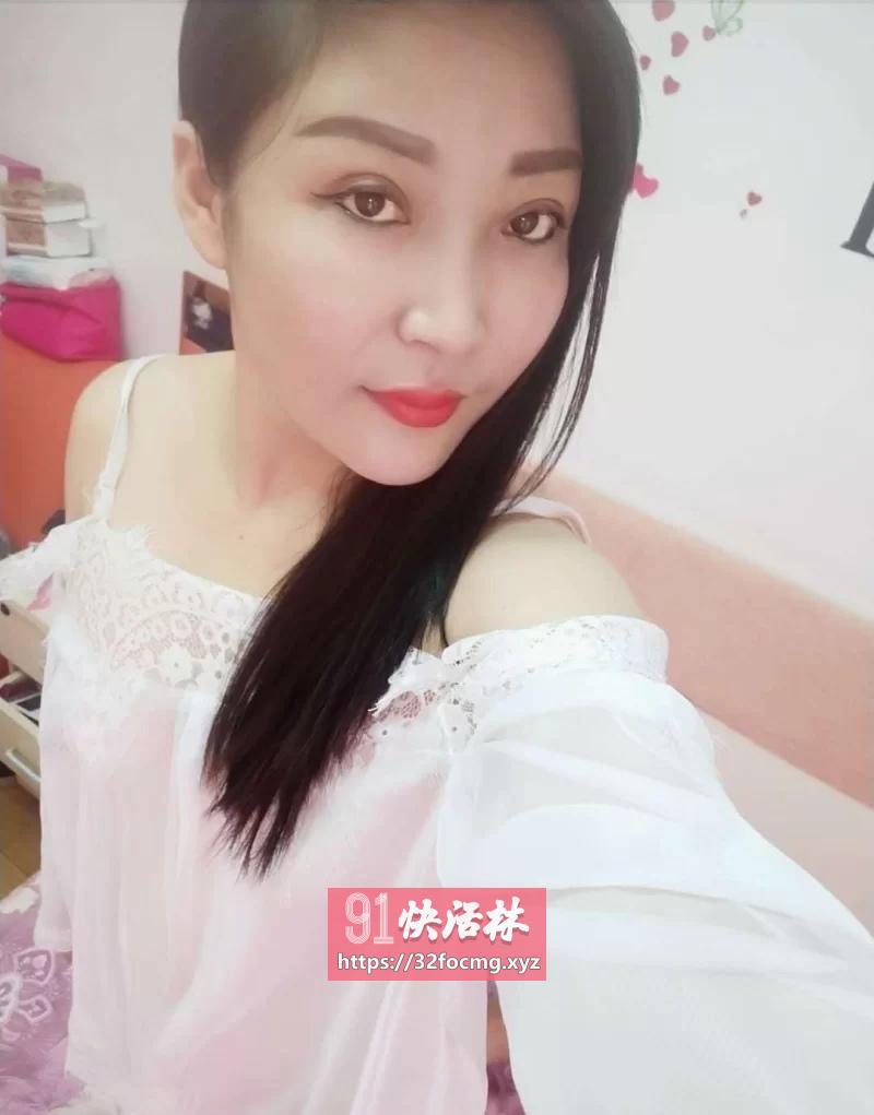 服务系粉嫩骚姐妹花
