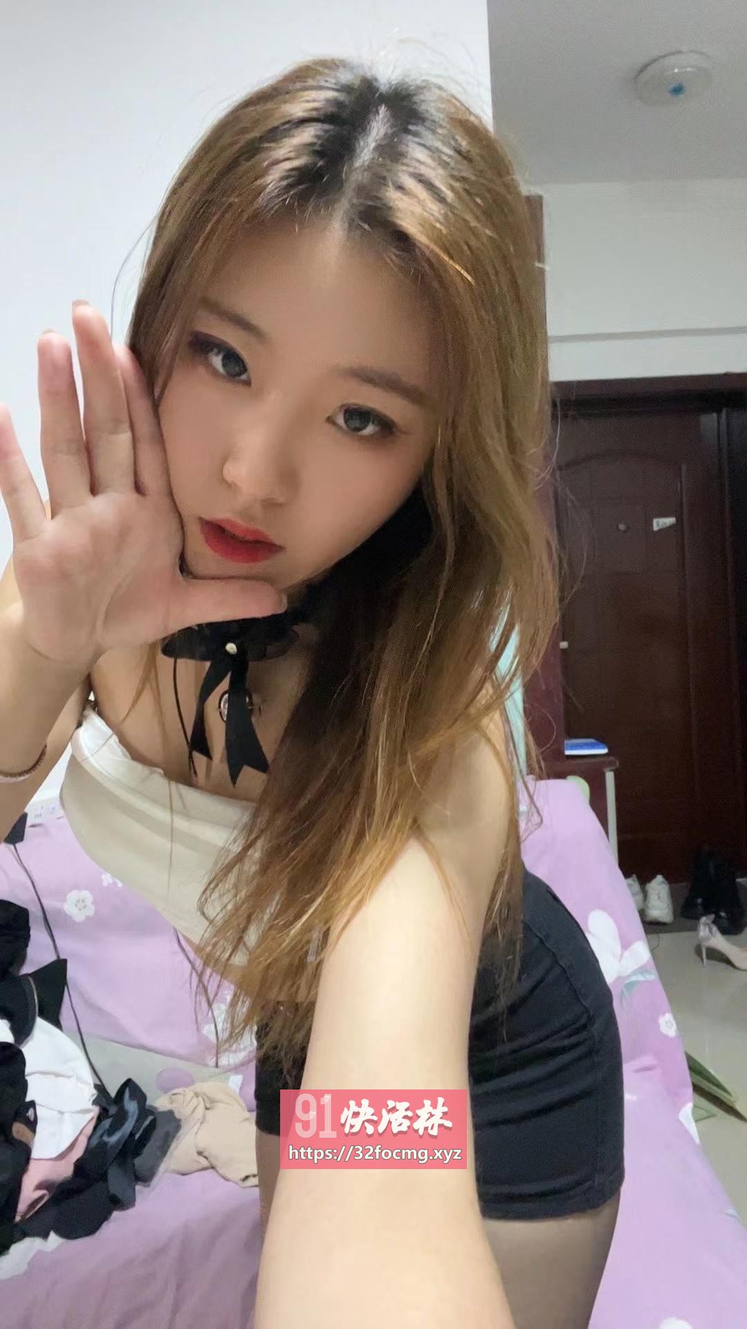 性感大胸御姐玫瑰