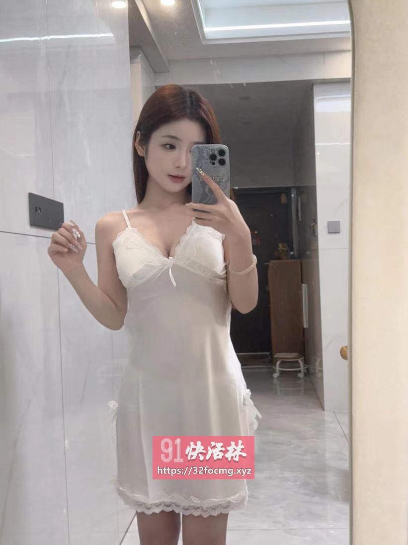 清纯娇羞听话的妹子