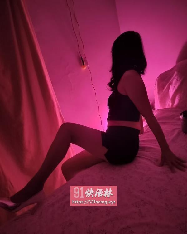 包头可重口御姐潮喷各种姿势配合好