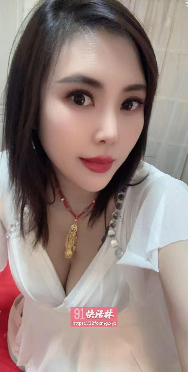 宝山大胸两姐妹