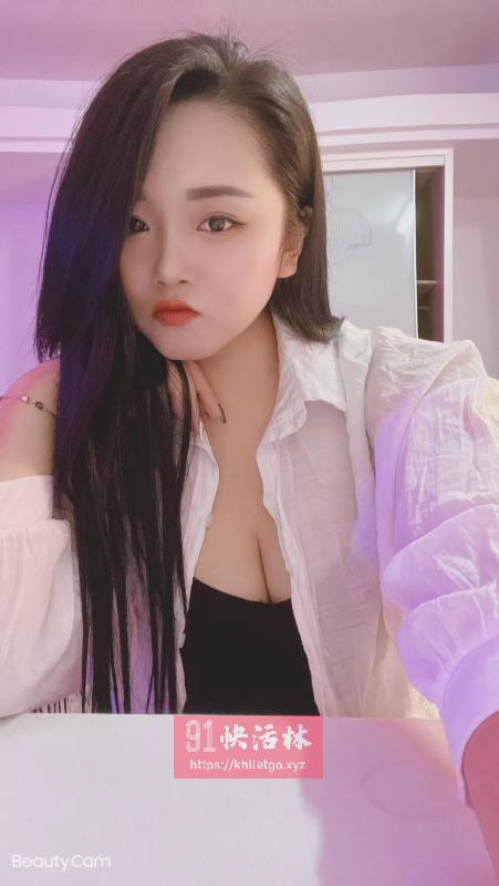 亚都大厦大胸美女
