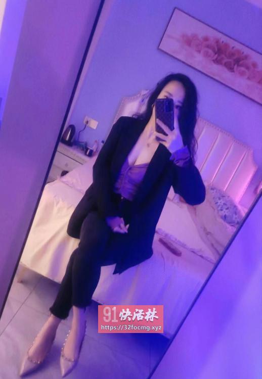 北京年轻妹妹身材丰盛 性格开放